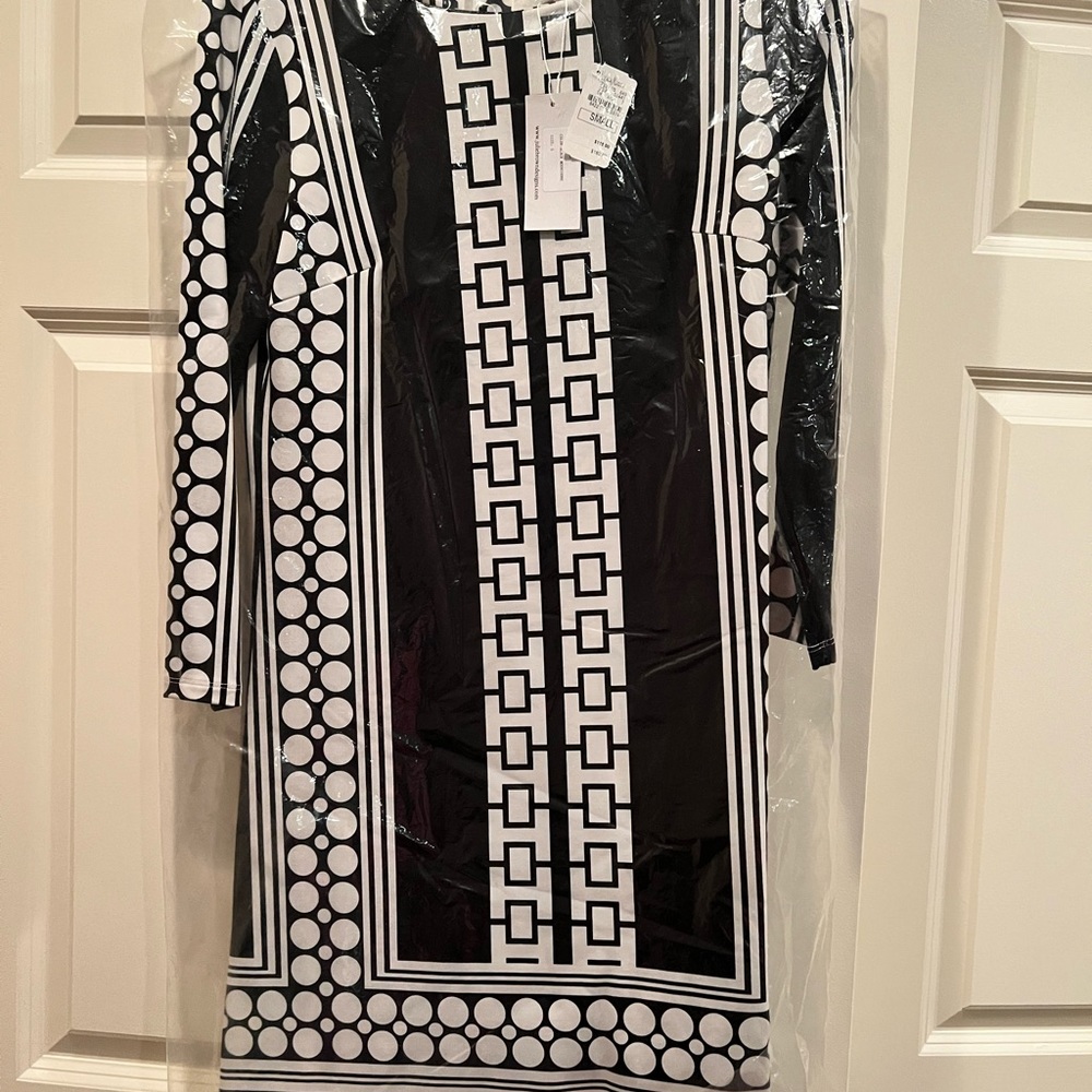 New Julie Brown black and white to the knee dress
